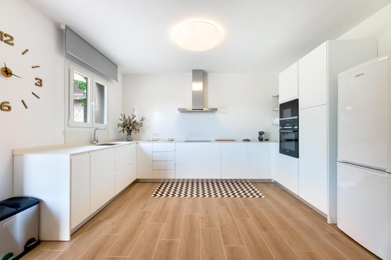 Es Cos Villa Algaida  Exteriör bild